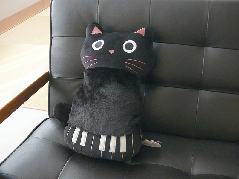 黒猫抱き枕 | インテリア・収納・寝具 | 日用品から専門品まですべてが